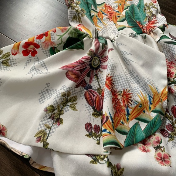 AVA white floral dress with overlay - Picture 4 of 16